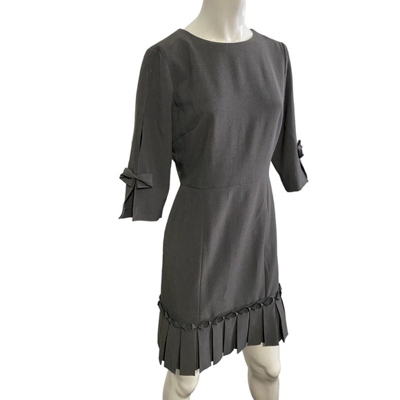 Tahari Bow & Pleated Crepe Sheath Dress by Arthur S. Levine ASL Gray 4P - Picture 5 of 13
